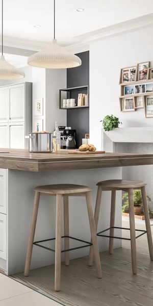 hunters-brook-harborne-light-grey-cameo-kitchen-main